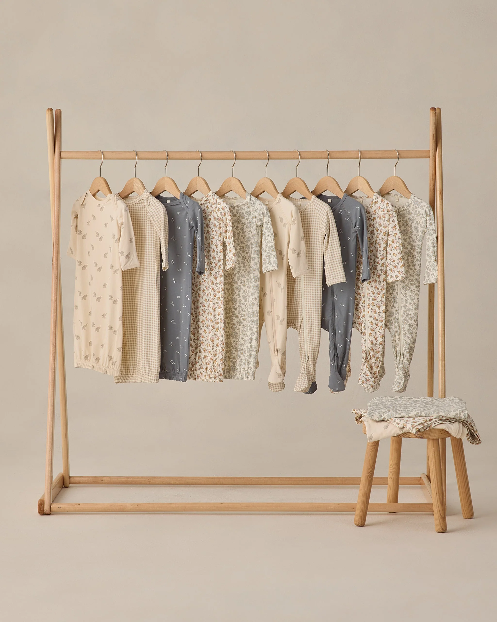 Bamboo Zip Footie Oat Gingham - Image 4