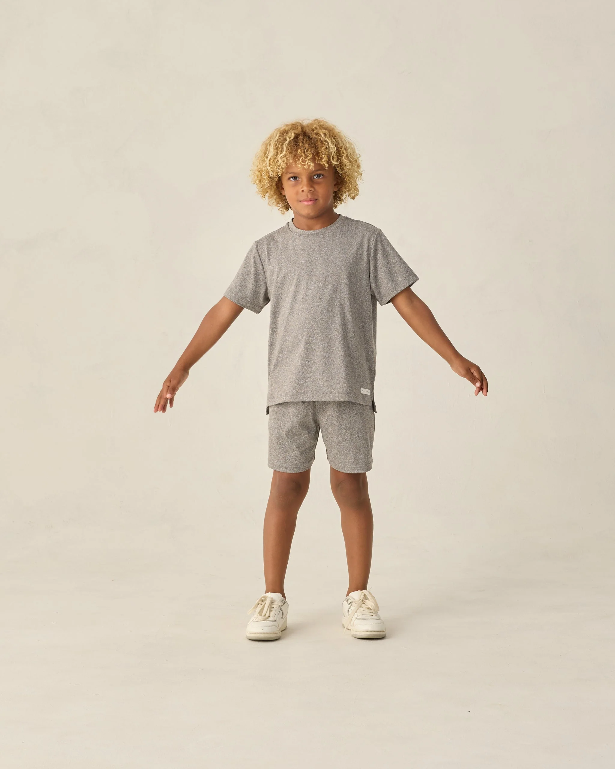 Cove Essential Tee Heathered Grey - Image 3