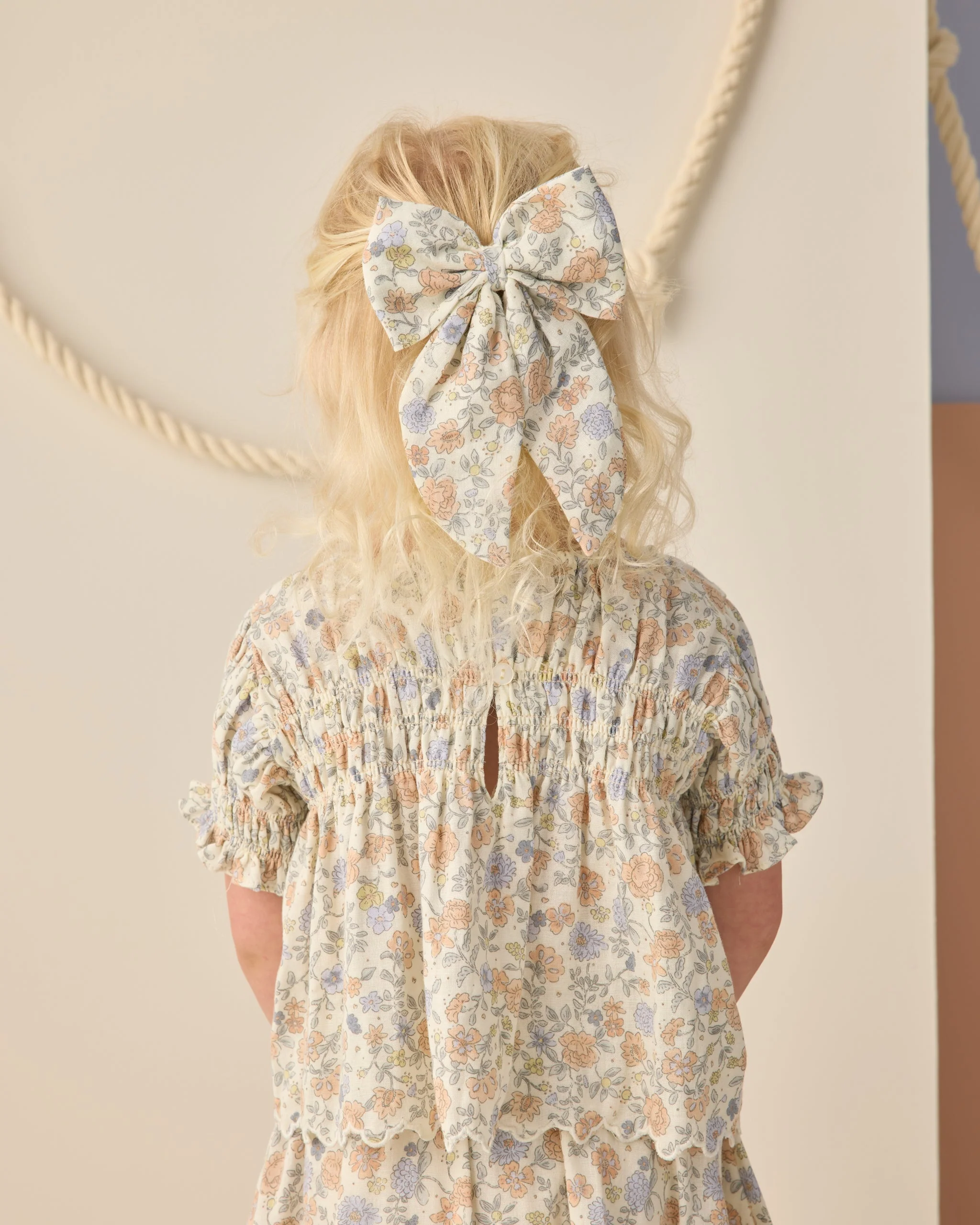Oversized Bow Bloom - Image 2